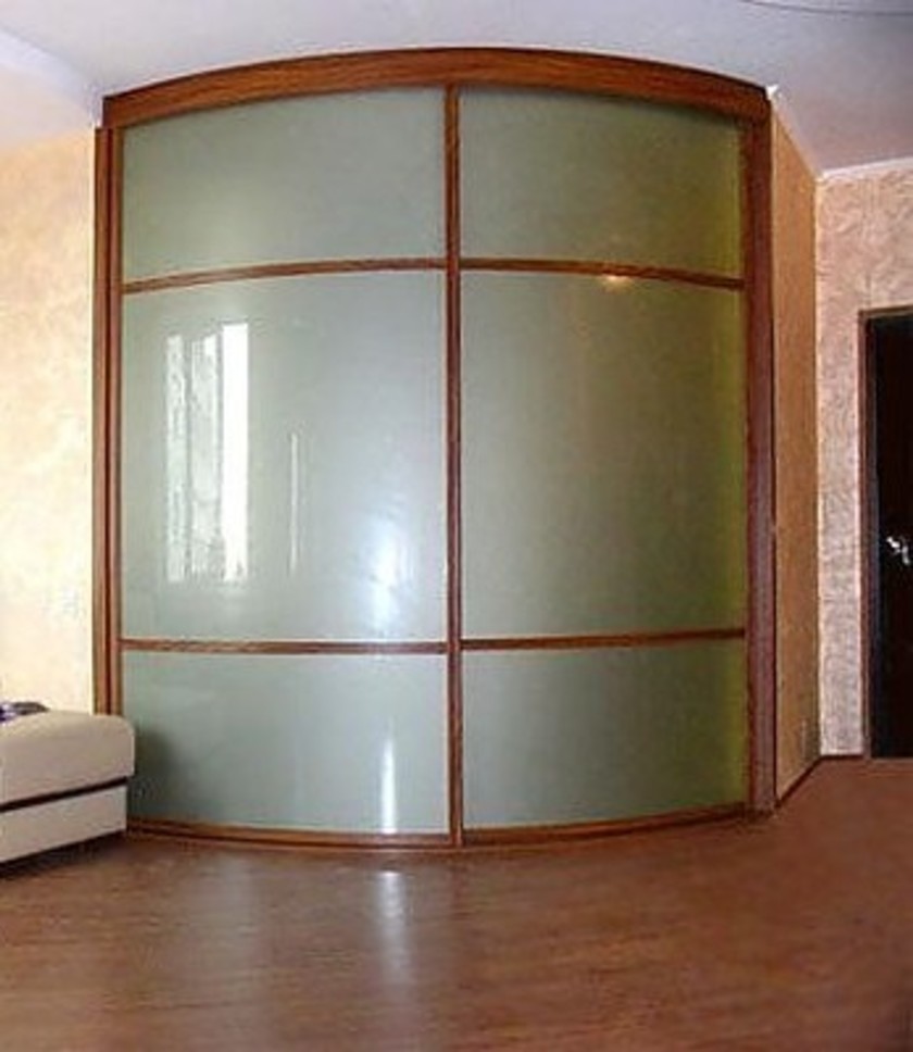 Встроенный шкаф купе радиусный в классическом стиле Йошкар-Ола